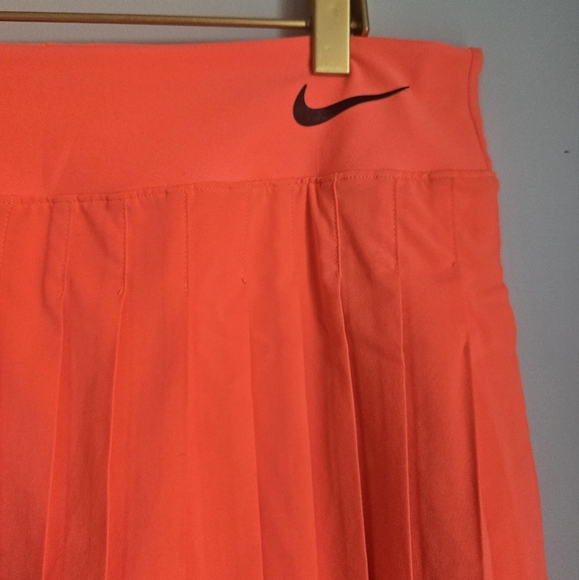 Nike, Victory Court Pleated Hyper Orange Skirt Skort Tennis Preppy Size Large - Picture 5 of 12